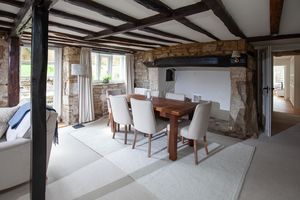Dining Area- click for photo gallery